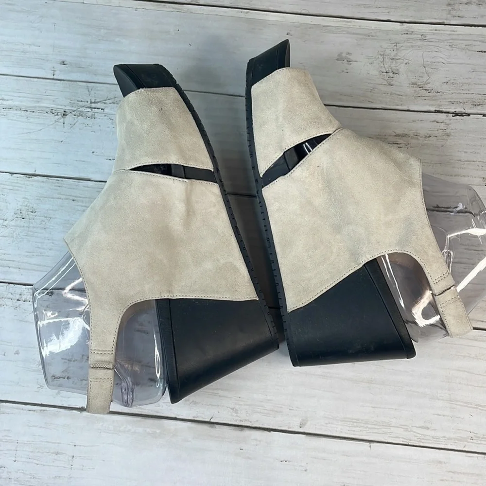 Dr Scholl's Look New Taupe Suede Weslyn Wedge Sandal